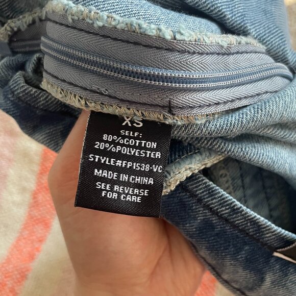 NWOT Vici Sweet Haze Denim Skort - Picture 10 of 10